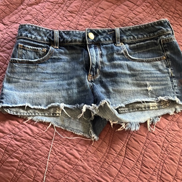 American Eagle Jean Shorts - Picture 2 of 5